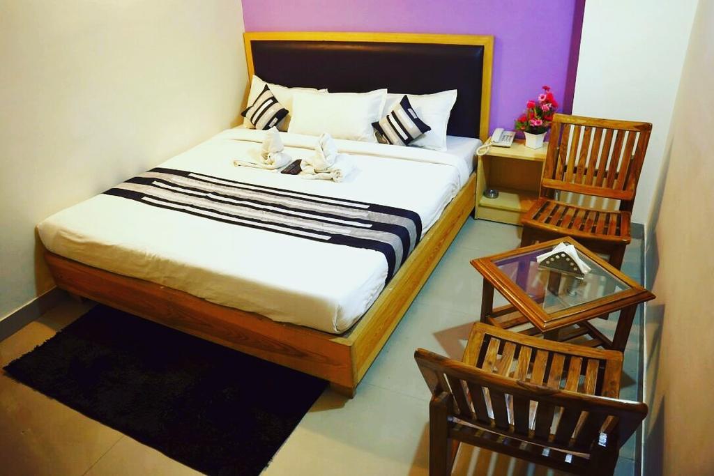 Flagship 9046 Hotel Metro Star New Delhi Luaran gambar
